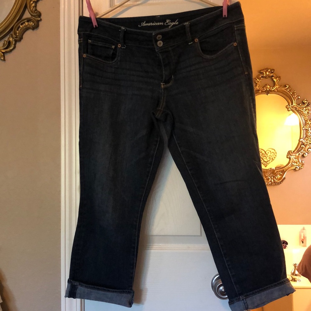 American Eagle Capri crop jeans